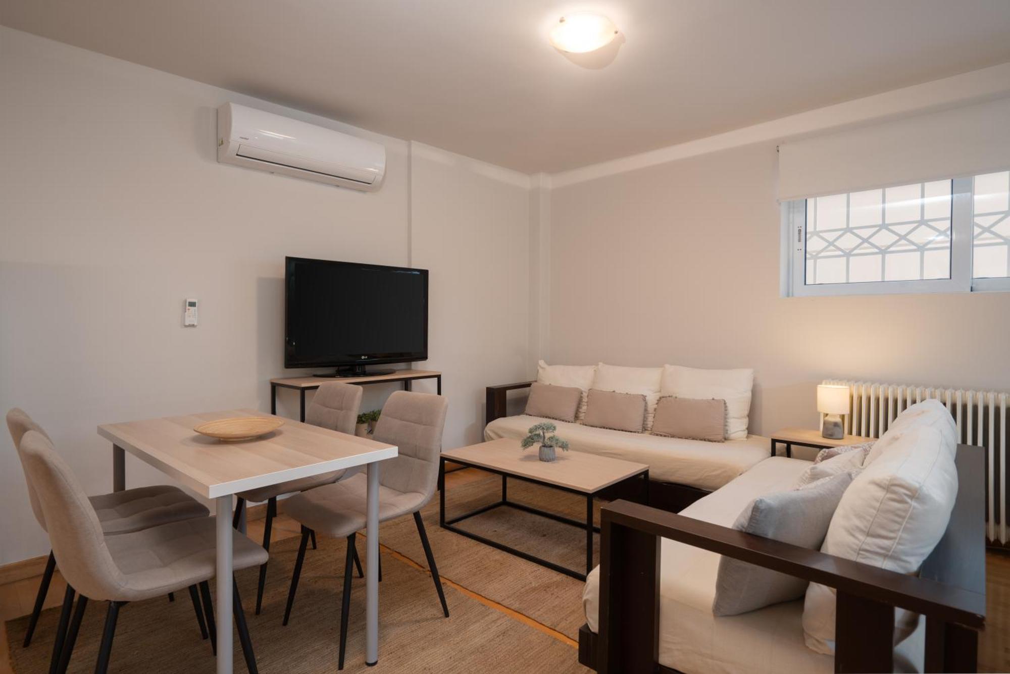 Bright, Cosy Studio Close To Glyfada Beach & Center Athènes Extérieur photo